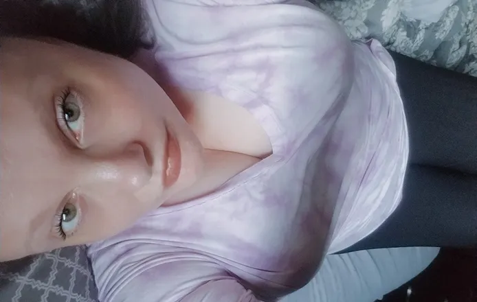 OnlyFans cuenta xsmittenxxxkittenx header 2