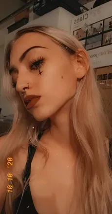 OnlyFans cuenta krewlgirl avatar 1