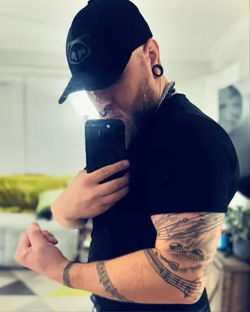 OnlyFans cuenta leathernerodan avatar 1