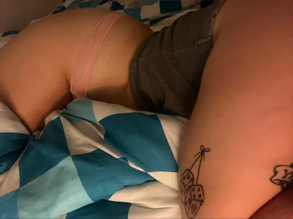 OnlyFans cuenta bigassangie header 1