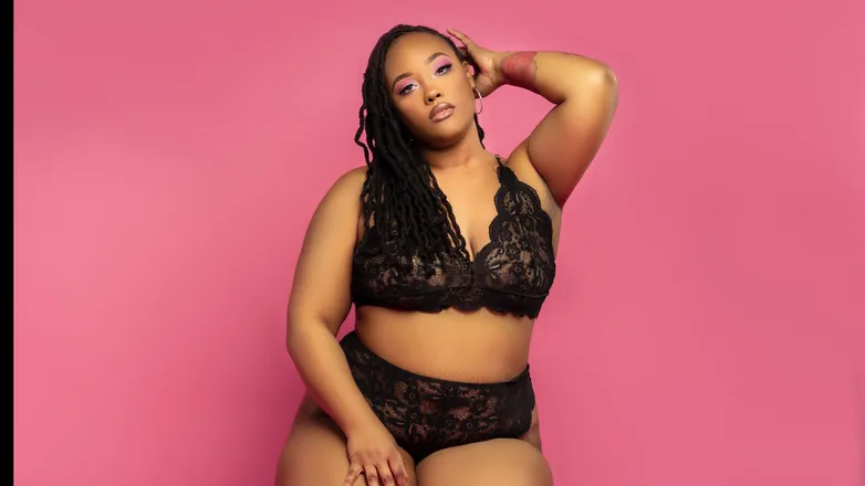 OnlyFans cuenta chellemechelle header 2