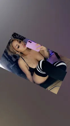 OnlyFans cuenta forbiddenfruit808 header 2
