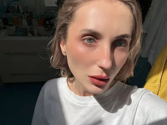 OnlyFans account  irenakai avatar 1