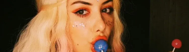 OnlyFans cuenta trishafisher header 2