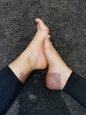 OnlyFans cuenta brifootsies avatar 1