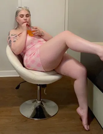 OnlyFans cuenta lillylikeslove1 header 2