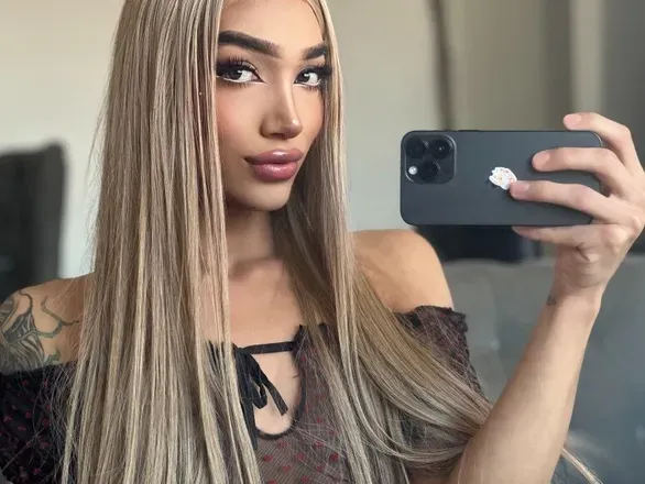 OnlyFans account  emma_oby avatar 1