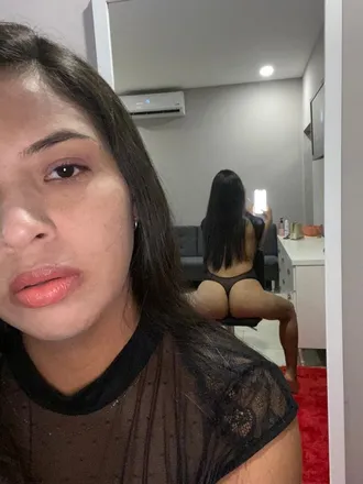 OnlyFans cuenta morenahot504 header 2