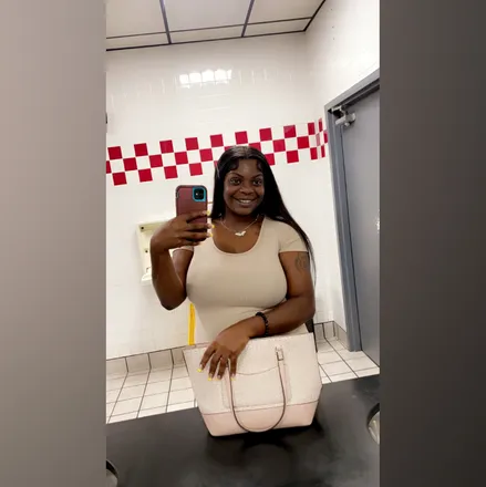 OnlyFans cuenta prettyblack65 header 2