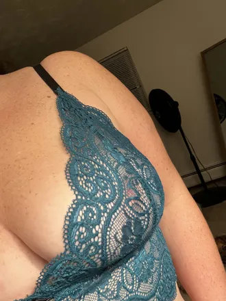 OnlyFans cuenta littlemissemk header 2