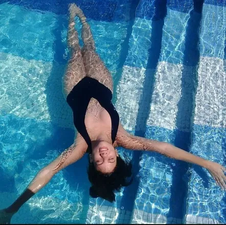 OnlyFans account  annieof7 header 2