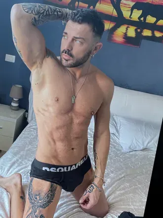 OnlyFans account  maxromano avatar 1