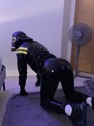 OnlyFans cuenta itsprubber header 2