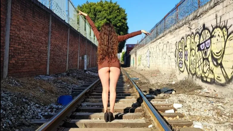 OnlyFans cuenta eri.jany header 2