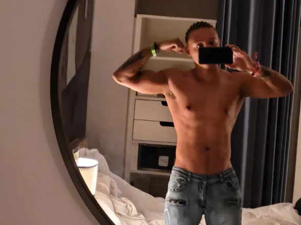 OnlyFans cuenta thedoat header 2