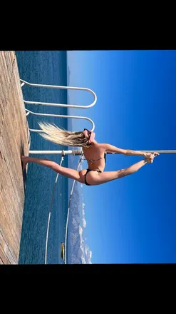 OnlyFans cuenta flexible_blonde header 2