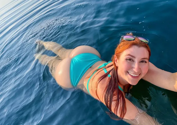 OnlyFans cuenta isla-moontv header 2