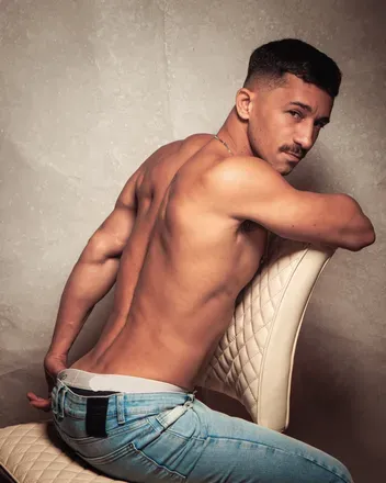OnlyFans account  patocr87 avatar 1