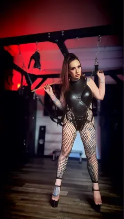 OnlyFans cuenta sashasalacious avatar 1