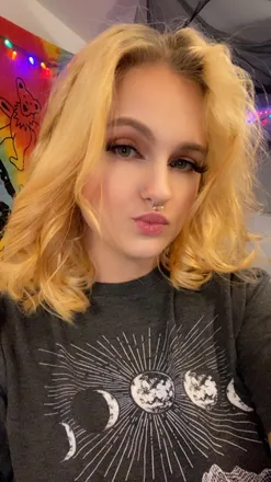 OnlyFans account  nova0123 header 2