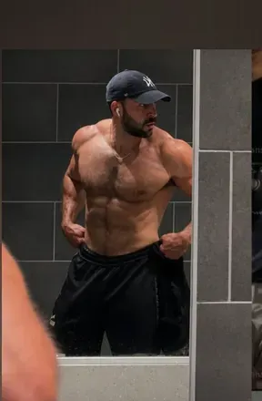 OnlyFans account  brucebate avatar 1