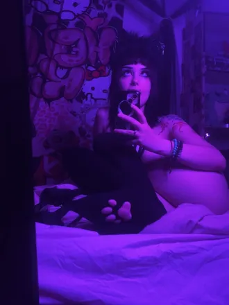 OnlyFans account  deadcutexo header 2