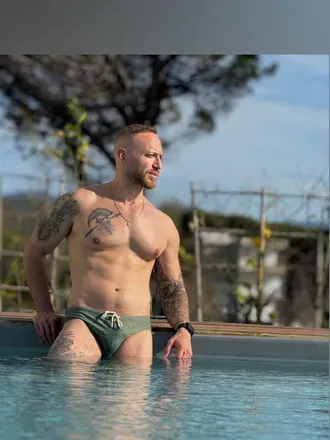 OnlyFans account  biondof header 2