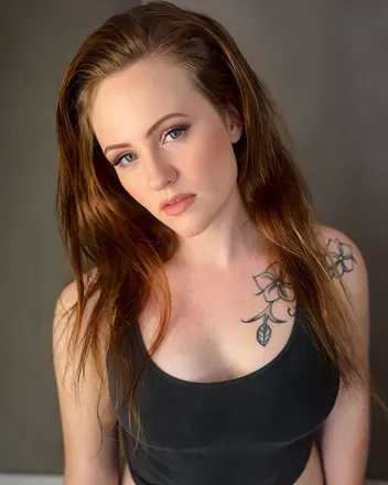 OnlyFans of realparislove