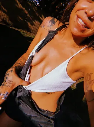 OnlyFans cuenta thetravelinshitshow avatar 1