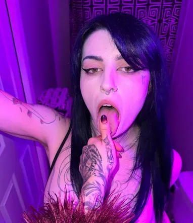 OnlyFans account  purrveevip avatar 1