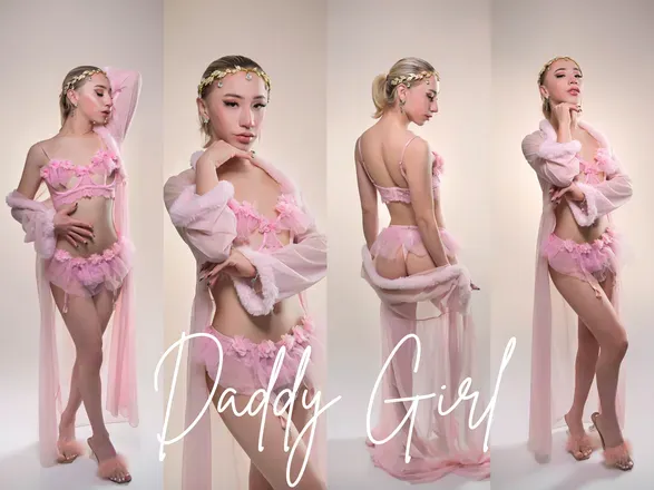 OnlyFans account  juliebunny20 header 2