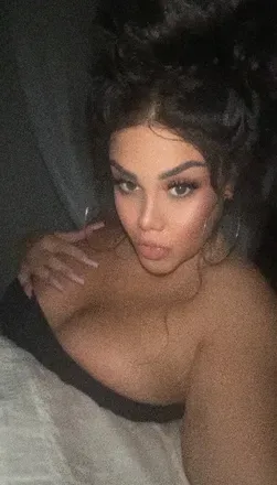 OnlyFans of tskourtney