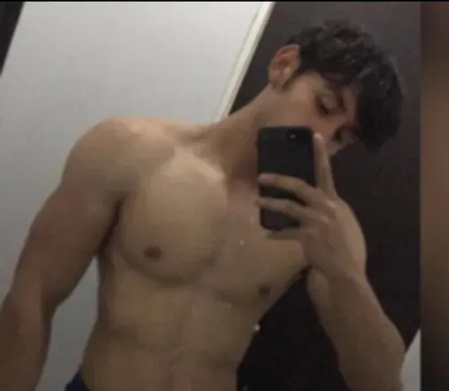 OnlyFans cuenta the_greek_god header 2