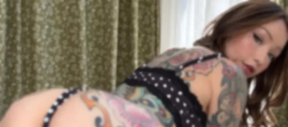 OnlyFans cuenta baesuicide header 2