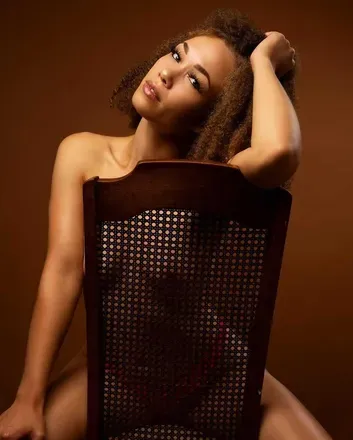 OnlyFans account  queenzahzah2x avatar 1