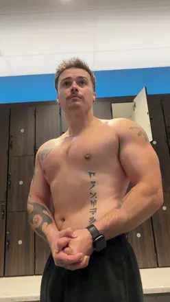 OnlyFans cuenta lewdlatino header 2
