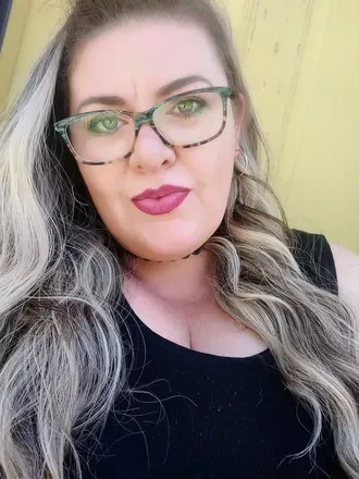 OnlyFans cuenta bellebourdain avatar 1