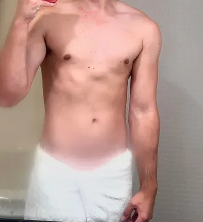 OnlyFans account  thereareleaveseverywhere avatar 1