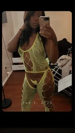 OnlyFans account  llusciouschocolate header 2