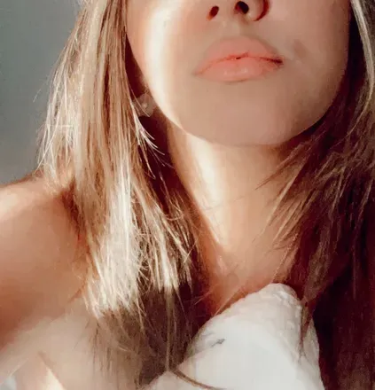 OnlyFans cuenta uh-huhhoney avatar 1
