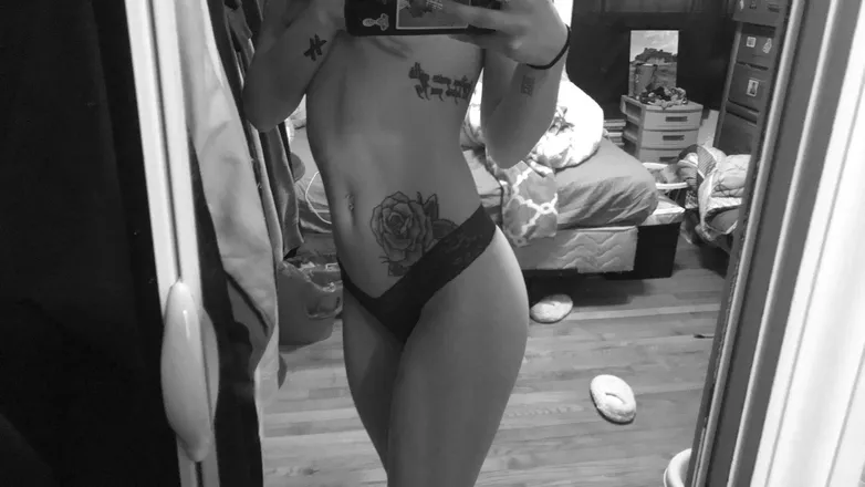 OnlyFans cuenta kendraxlauren header 2