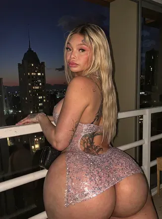 OnlyFans account  only1valenciahallxxl avatar 1