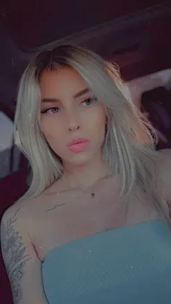 OnlyFans cuenta kenzi_300 avatar 1