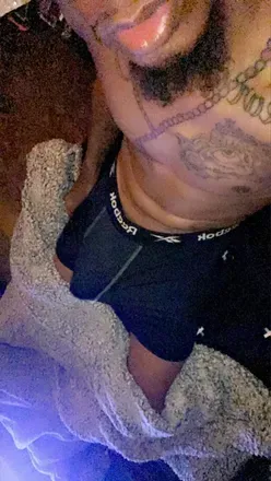 OnlyFans cuenta prettydickyoung avatar 1