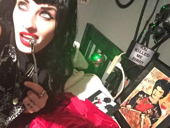 OnlyFans cuenta angelina_mayhem header 2