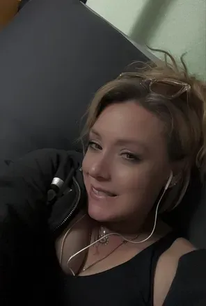 OnlyFans cuenta homecumenqueen avatar 1