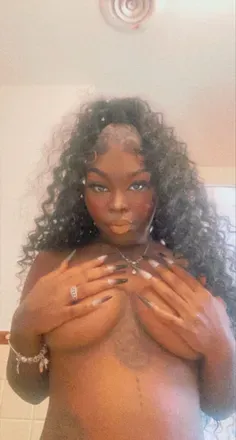 OnlyFans cuenta coco_thebody avatar 1