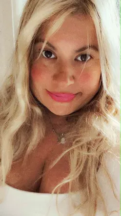 OnlyFans of naughtysoph12321