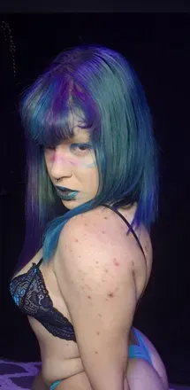 OnlyFans of midnightcrimsonwolf