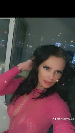 OnlyFans cuenta jessiejess42 header 2
